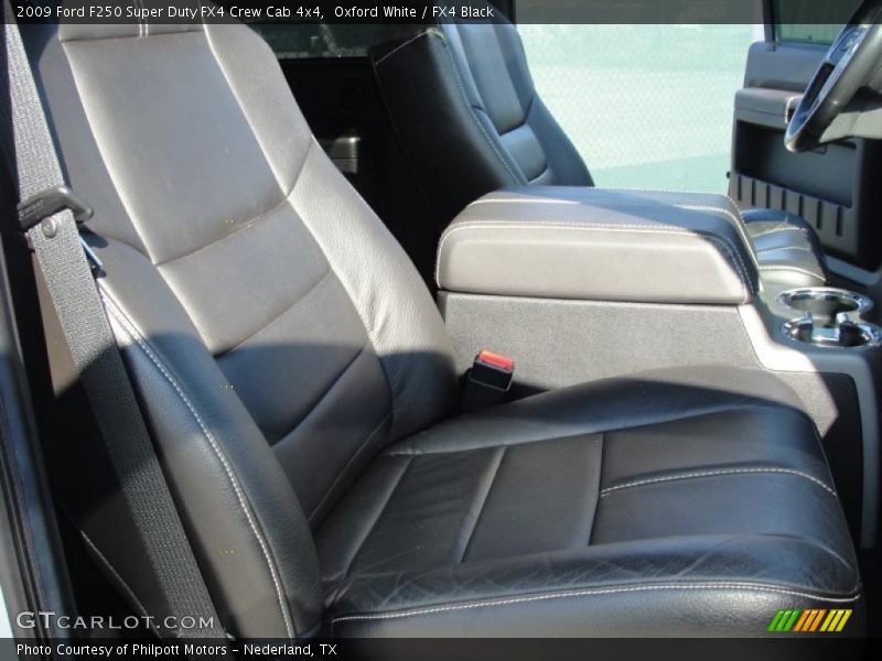 Oxford White / FX4 Black 2009 Ford F250 Super Duty FX4 Crew Cab 4x4