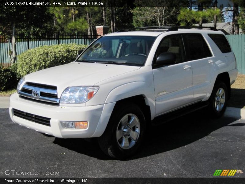 Natural White / Taupe 2005 Toyota 4Runner SR5 4x4