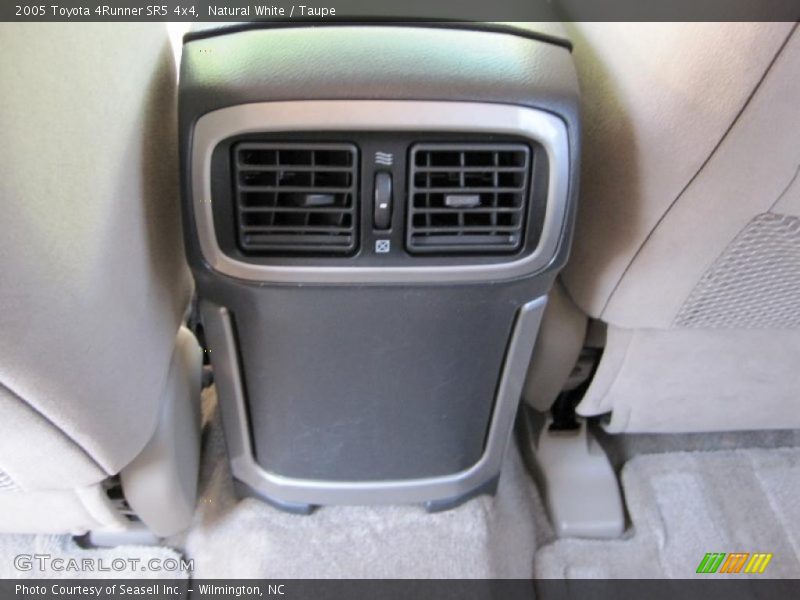 Natural White / Taupe 2005 Toyota 4Runner SR5 4x4