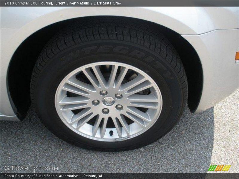 Bright Silver Metallic / Dark Slate Gray 2010 Chrysler 300 Touring