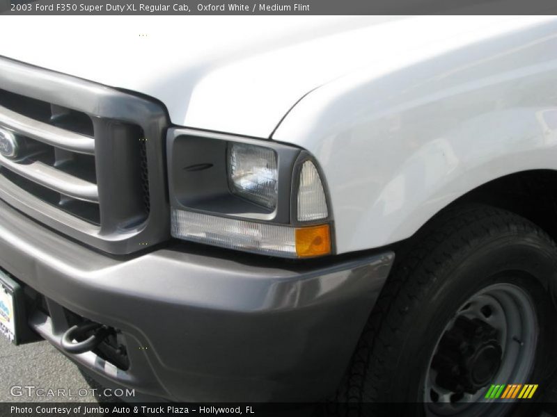 Oxford White / Medium Flint 2003 Ford F350 Super Duty XL Regular Cab