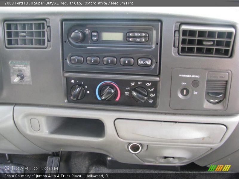 Oxford White / Medium Flint 2003 Ford F350 Super Duty XL Regular Cab
