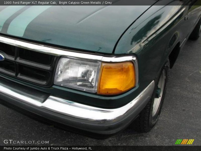 Bright Calypso Green Metallic / Grey 1993 Ford Ranger XLT Regular Cab