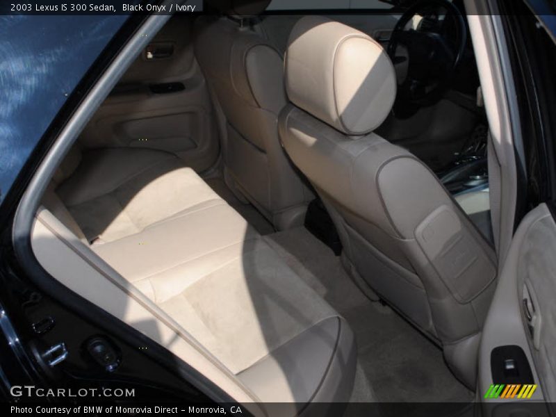 Black Onyx / Ivory 2003 Lexus IS 300 Sedan