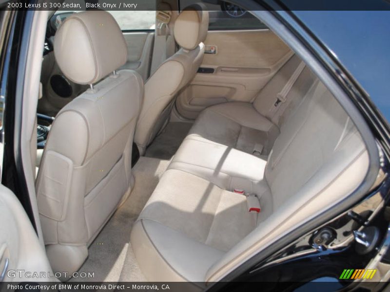 Black Onyx / Ivory 2003 Lexus IS 300 Sedan