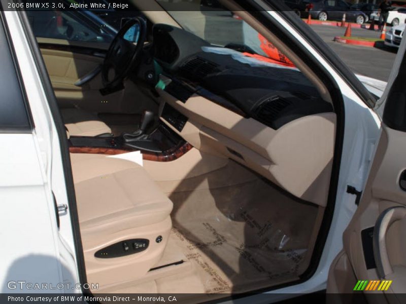 Alpine White / Beige 2006 BMW X5 3.0i