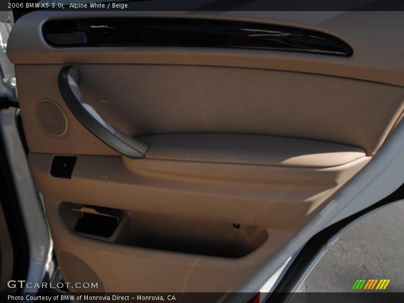 Alpine White / Beige 2006 BMW X5 3.0i