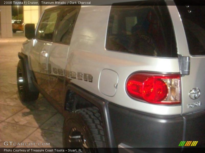 Titanium Metallic / Dark Charcoal 2008 Toyota FJ Cruiser