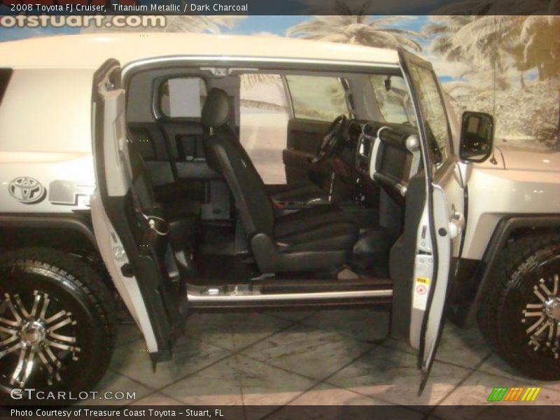 Titanium Metallic / Dark Charcoal 2008 Toyota FJ Cruiser