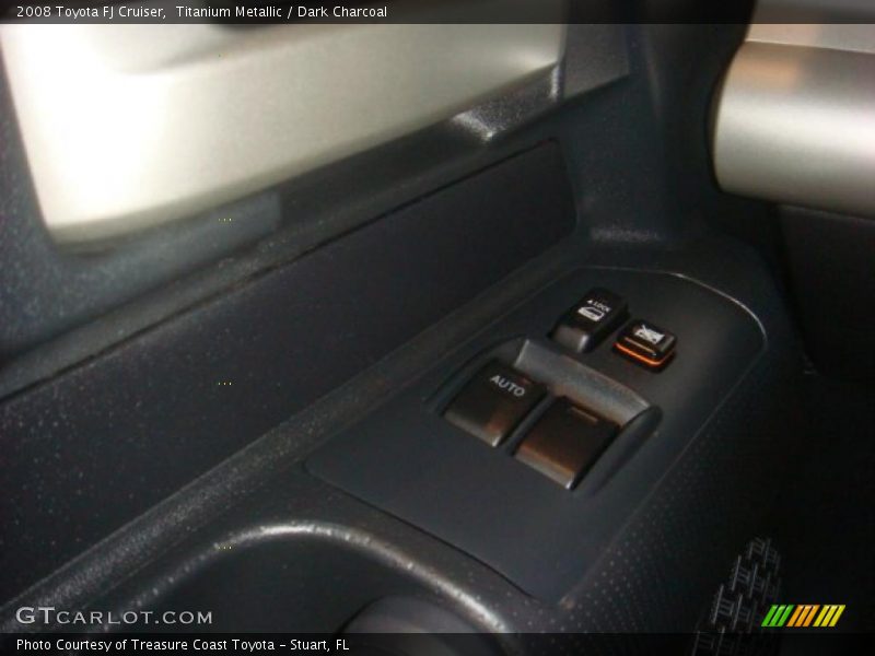 Titanium Metallic / Dark Charcoal 2008 Toyota FJ Cruiser