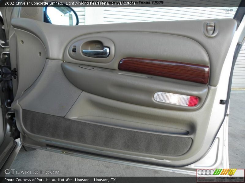 Light Almond Pearl Metallic / Sandstone 2002 Chrysler Concorde Limited