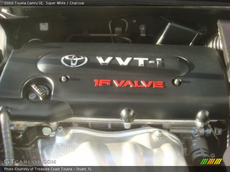 Super White / Charcoal 2009 Toyota Camry SE