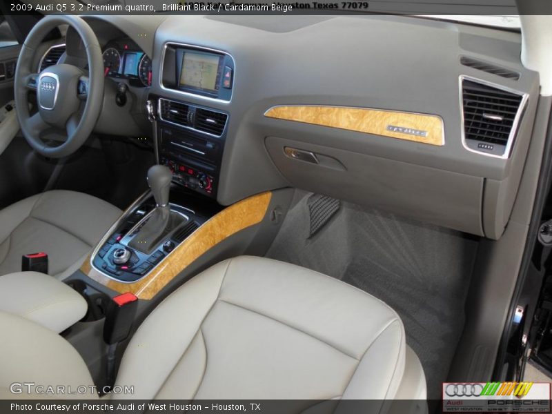 Brilliant Black / Cardamom Beige 2009 Audi Q5 3.2 Premium quattro