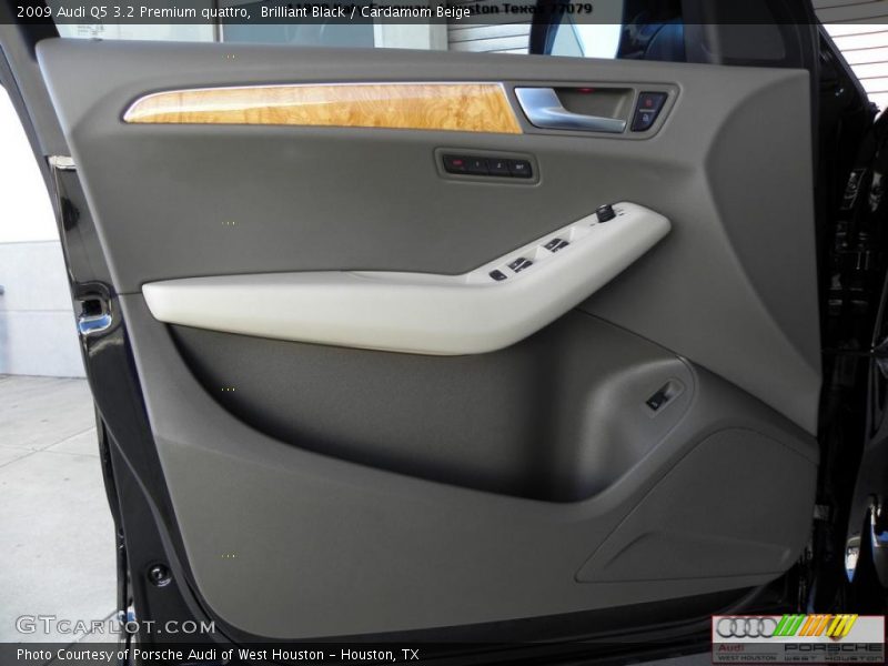 Brilliant Black / Cardamom Beige 2009 Audi Q5 3.2 Premium quattro