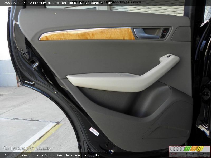 Brilliant Black / Cardamom Beige 2009 Audi Q5 3.2 Premium quattro