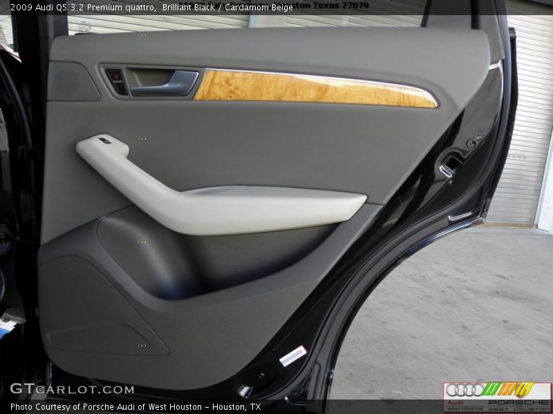 Brilliant Black / Cardamom Beige 2009 Audi Q5 3.2 Premium quattro