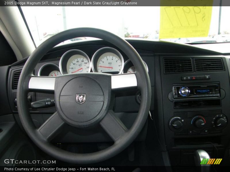 Magnesium Pearl / Dark Slate Gray/Light Graystone 2005 Dodge Magnum SXT