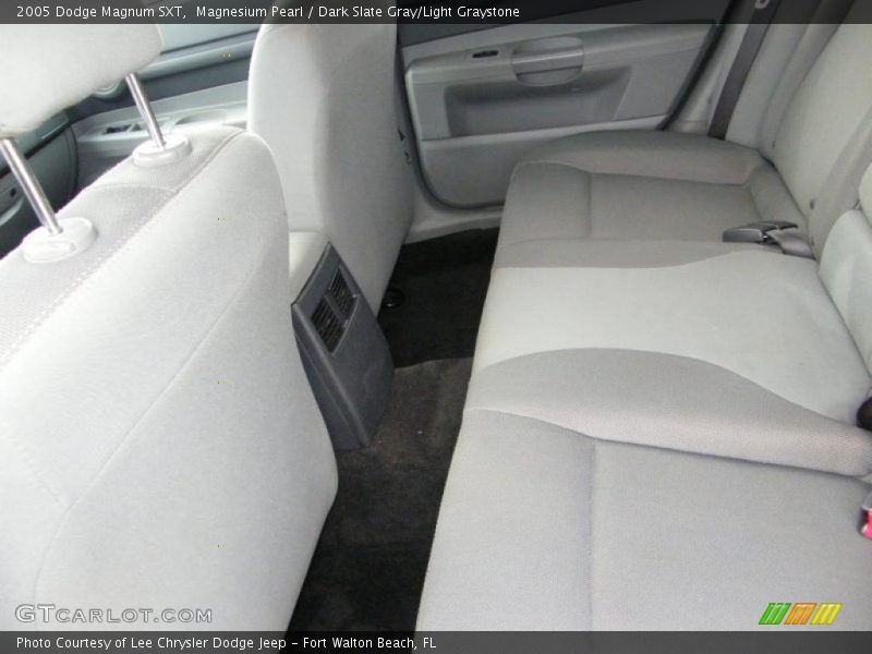 Magnesium Pearl / Dark Slate Gray/Light Graystone 2005 Dodge Magnum SXT