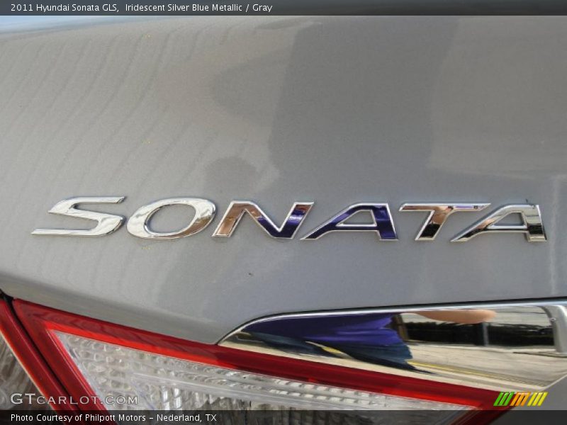 Iridescent Silver Blue Metallic / Gray 2011 Hyundai Sonata GLS