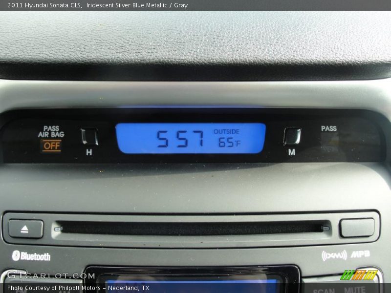 Iridescent Silver Blue Metallic / Gray 2011 Hyundai Sonata GLS