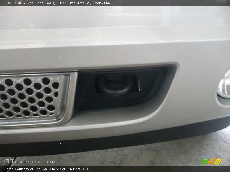 Silver Birch Metallic / Ebony Black 2007 GMC Yukon Denali AWD