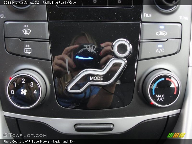 Pacific Blue Pearl / Gray 2011 Hyundai Sonata GLS