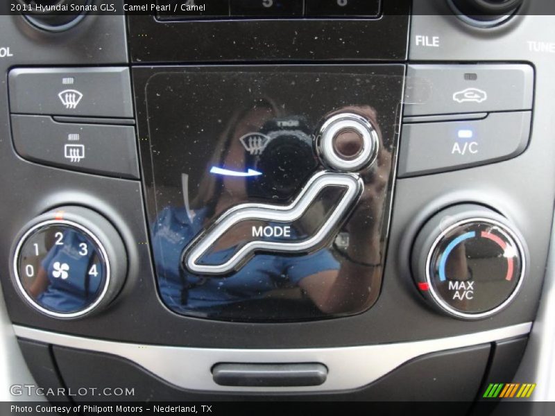 Camel Pearl / Camel 2011 Hyundai Sonata GLS