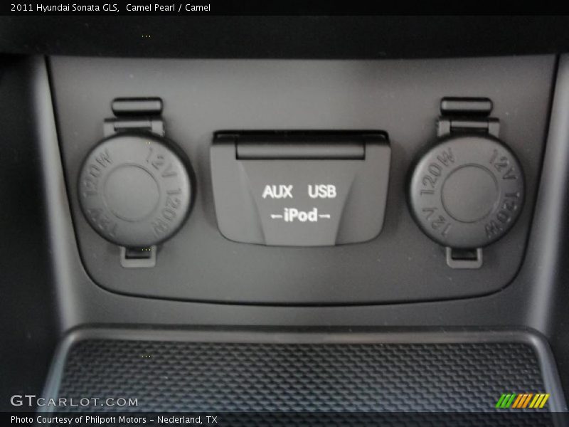 Camel Pearl / Camel 2011 Hyundai Sonata GLS