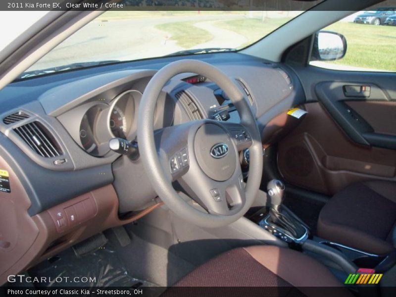 Clear White / Coffee 2011 Kia Forte EX