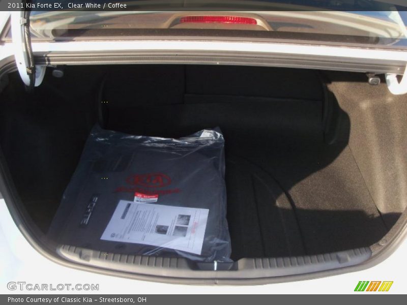 Clear White / Coffee 2011 Kia Forte EX
