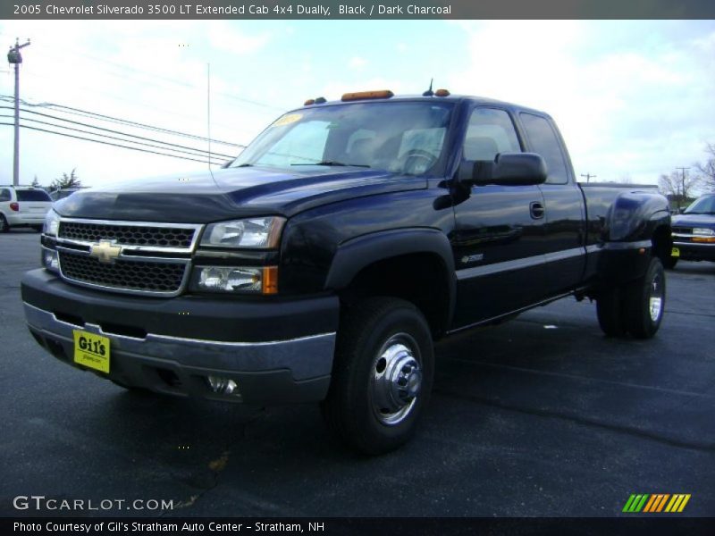 Black / Dark Charcoal 2005 Chevrolet Silverado 3500 LT Extended Cab 4x4 Dually