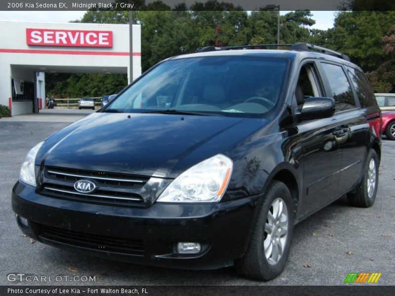 Midnight Black / Gray 2006 Kia Sedona EX