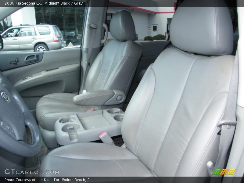 Midnight Black / Gray 2006 Kia Sedona EX
