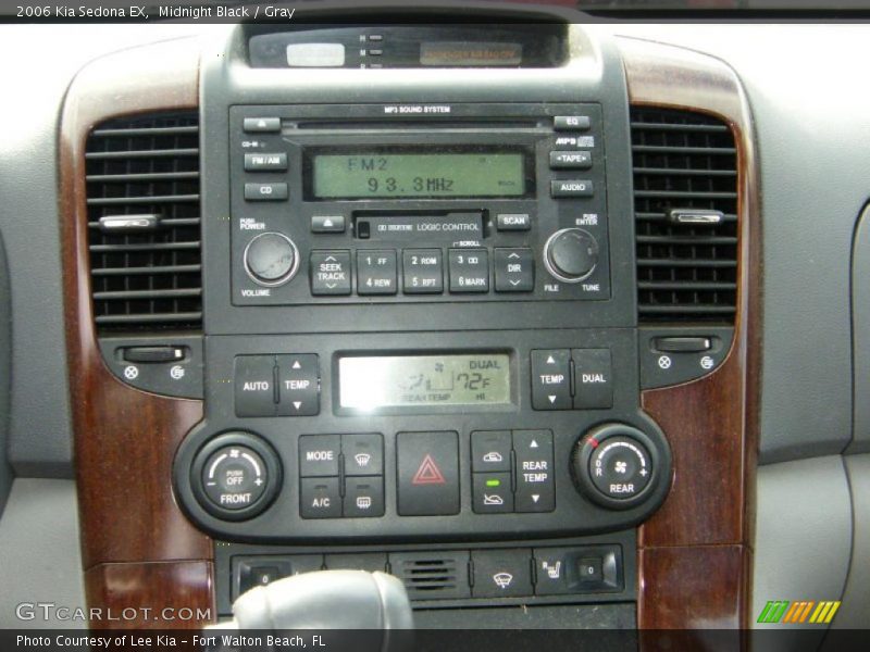 Midnight Black / Gray 2006 Kia Sedona EX