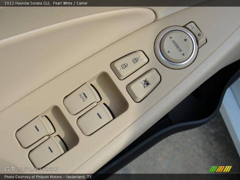 Pearl White / Camel 2011 Hyundai Sonata GLS