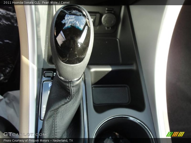 Pearl White / Camel 2011 Hyundai Sonata GLS