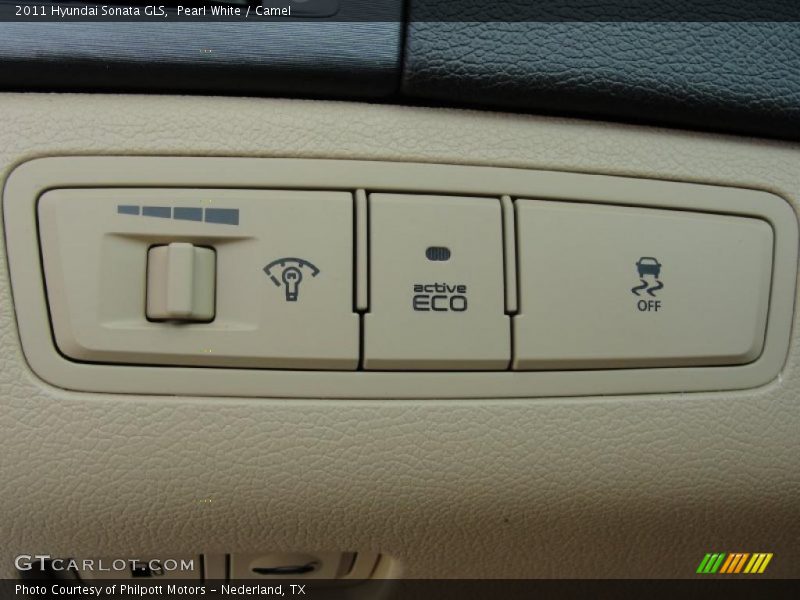 Pearl White / Camel 2011 Hyundai Sonata GLS