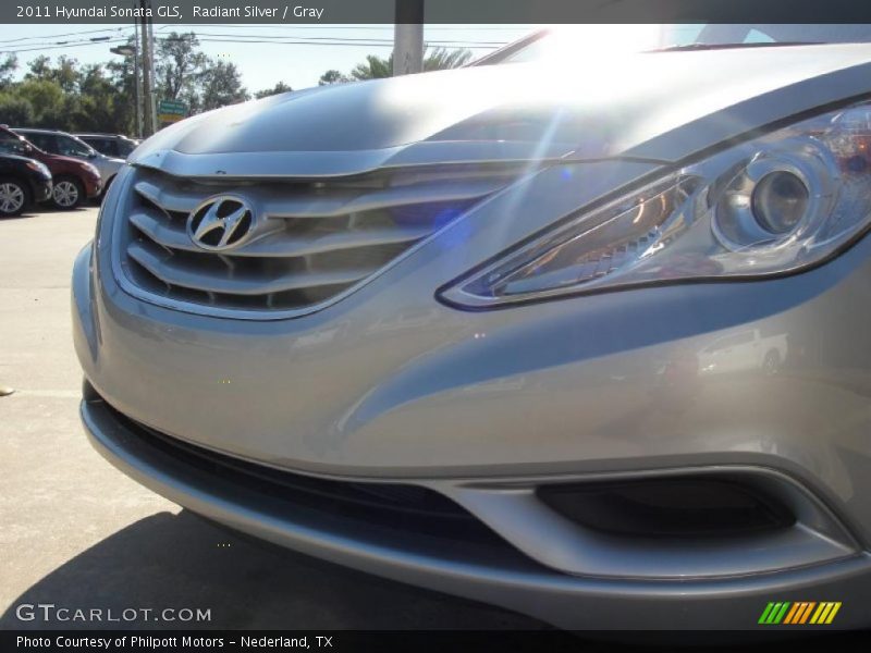 Radiant Silver / Gray 2011 Hyundai Sonata GLS