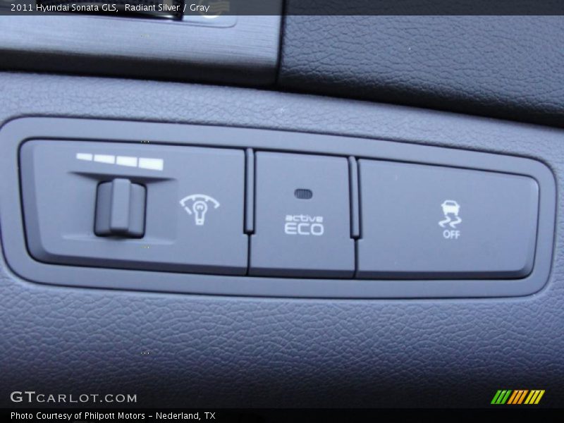 Radiant Silver / Gray 2011 Hyundai Sonata GLS
