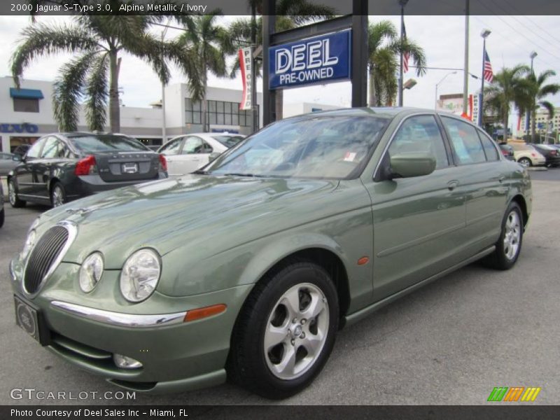 Alpine Metallic / Ivory 2000 Jaguar S-Type 3.0
