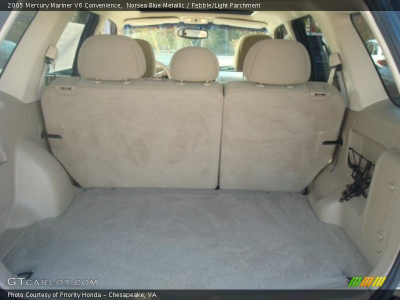 Norsea Blue Metallic / Pebble/Light Parchment 2005 Mercury Mariner V6 Convenience