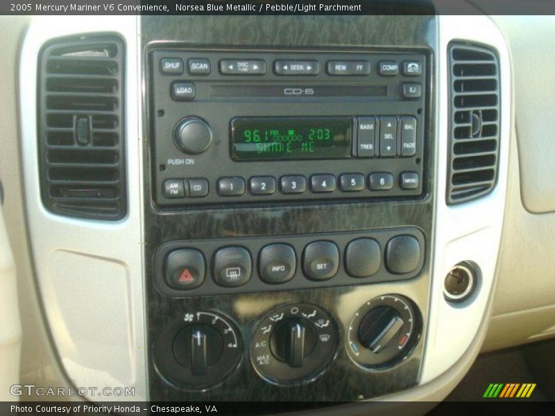 Norsea Blue Metallic / Pebble/Light Parchment 2005 Mercury Mariner V6 Convenience
