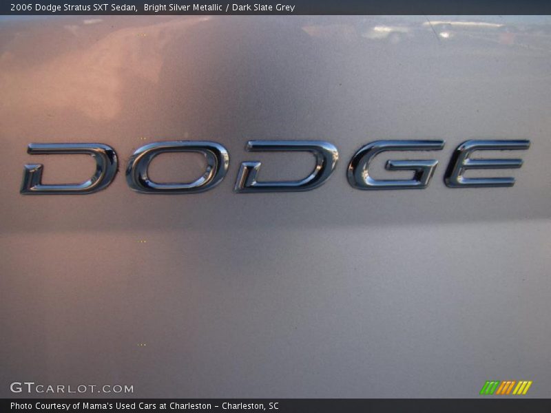  2006 Stratus SXT Sedan Logo