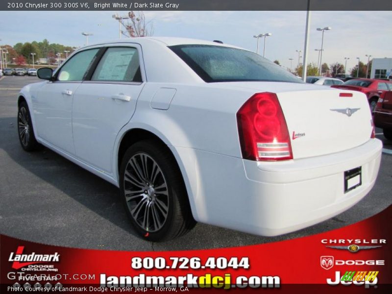 Bright White / Dark Slate Gray 2010 Chrysler 300 300S V6