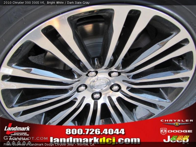 Bright White / Dark Slate Gray 2010 Chrysler 300 300S V6