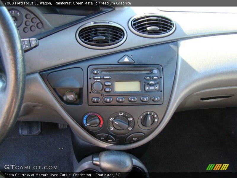 Controls of 2000 Focus SE Wagon