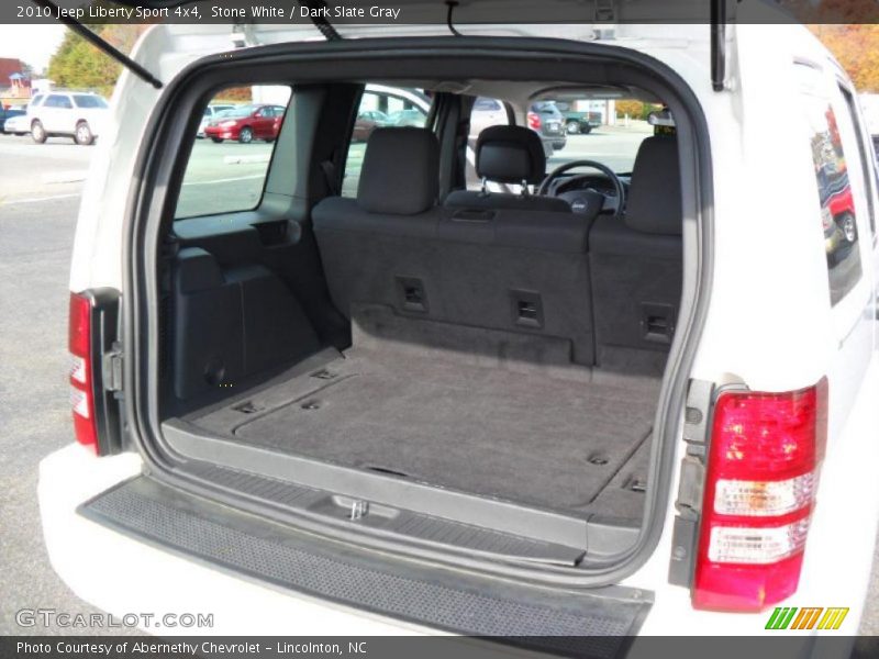 Stone White / Dark Slate Gray 2010 Jeep Liberty Sport 4x4