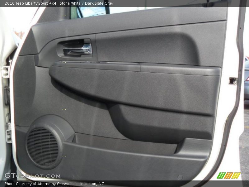 Stone White / Dark Slate Gray 2010 Jeep Liberty Sport 4x4