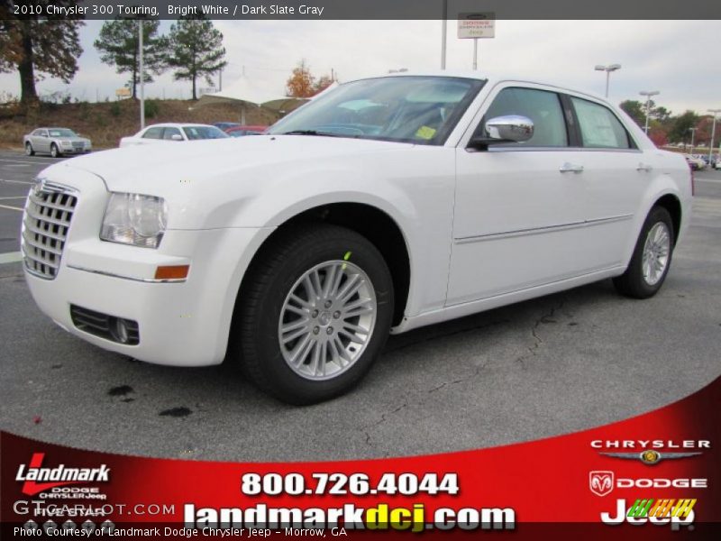 Bright White / Dark Slate Gray 2010 Chrysler 300 Touring