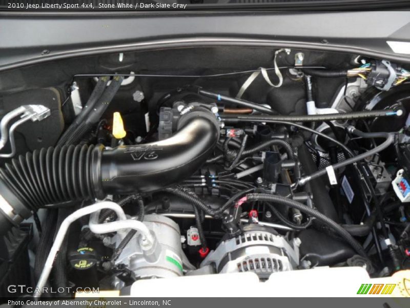 Stone White / Dark Slate Gray 2010 Jeep Liberty Sport 4x4